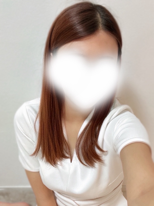 西野 ひな